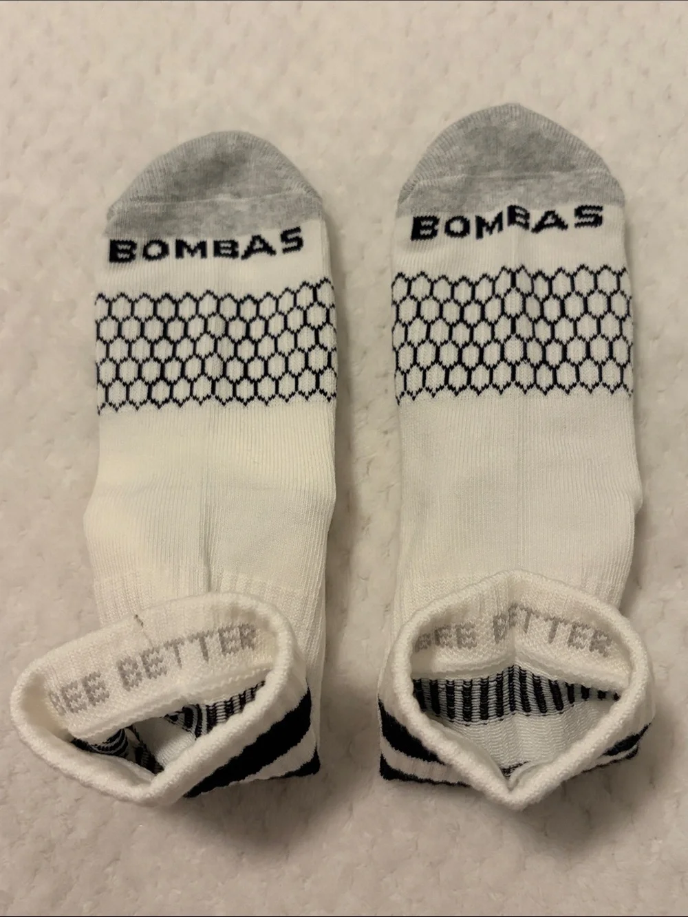 NWOT Bombas Vintage Stripes Half Calf Socks - White With Black Stripes-Small